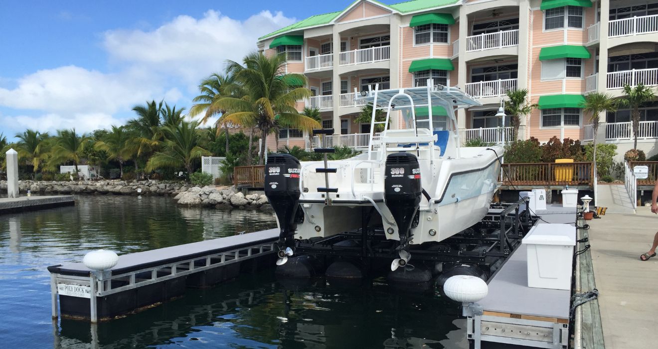 Photo of the Stern of a boat on a PolyLift